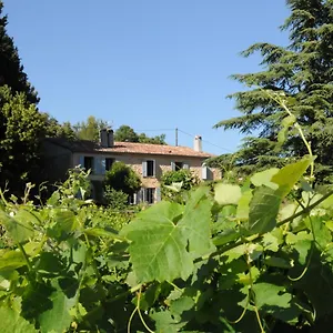 https://les-vignes-de-terrisse-entrecasteaux.fr-provencehotel.com